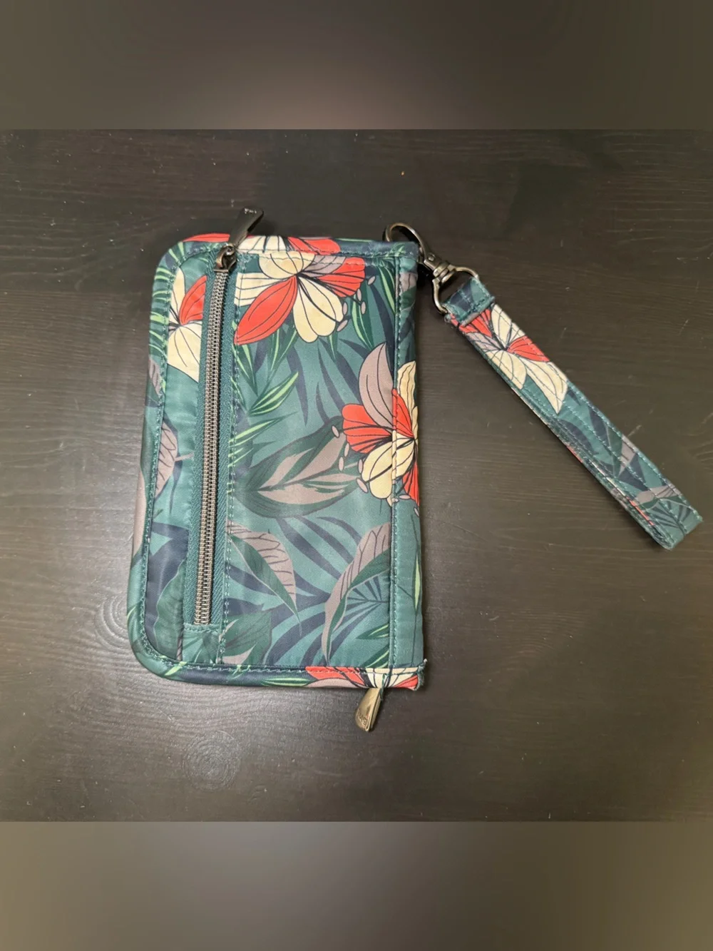 Lug Tandem Zip Wallet/Wristlet